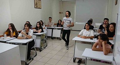 İpekyolu Gençlik Merkezinde geleceklerini inşa ediyorlar