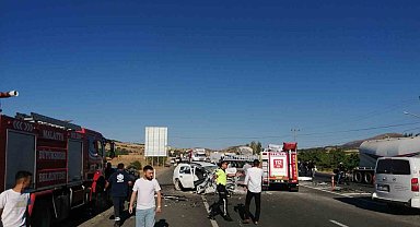 Malatya'da feci kaza: 2 ölü 4 yaralı