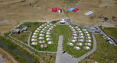 Malazgirt Zaferi'nin 953'üncü yıl dönümü kutlamaları Ahlat'ta başladı