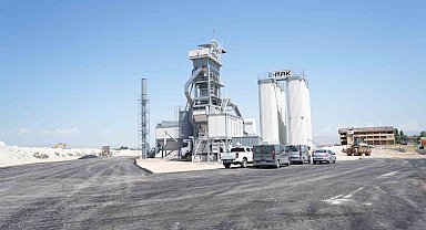 Muş'ta 50 milyon TL'ye kurulan tesiste saatte 160 ton asfalt üretiliyor