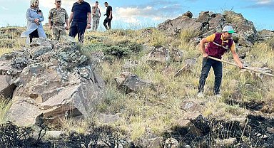 Nemrut Kalderası'nda örtü yangını çıktı