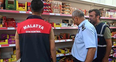 Pütürge'de etiket ve kasa fiyatları karşılaştırıldı