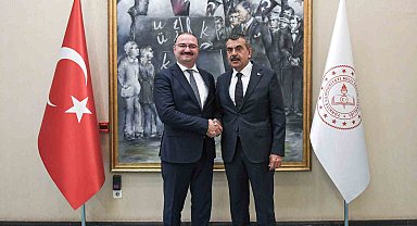 Rektör Hacımüftüoğlu'ndan Milli Eğitim Bakanı Tekin'e nezaket ziyareti