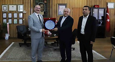 Rektör Hacımüftüoğlu'nun konuğu Başkonsolos Ebrahimi oldu