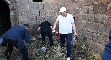 Vali Çiftçi tabyalarda incelemelerde bulundu