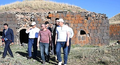 Vali Çiftçi'nin tabya mesaisi