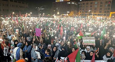 Van'da binlerce kişi Hamas lideri Heniyye için sokağa döküldü