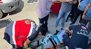 Van'da otomobiller çarpıştı: 1 yaralı