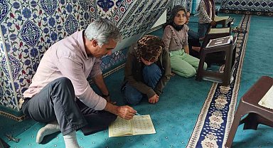 Varto'da Kur'an kursu öğrencileri arasında futbol turnuvası düzenlendi