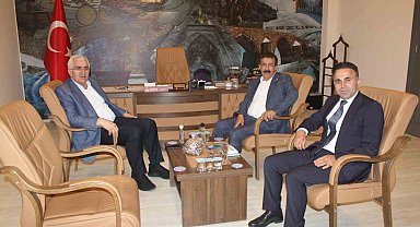 Vekillerden Yer'e ziyaret