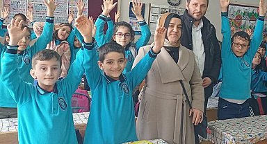 Yardımsever gençler, gönüllerde taht kurdular