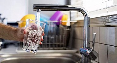 Yıldırım düşmesi sonucu Erzincan'da su kesintisi yaşandı