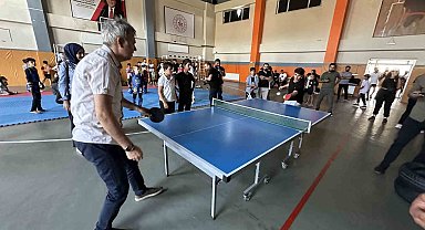 Yüksekova'da sosyal medya bağımlılığına dikkat çekildi