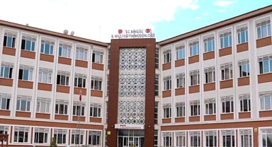 Bingöl'de Bazı Okullarda Ders Saatleri Düşürüldü