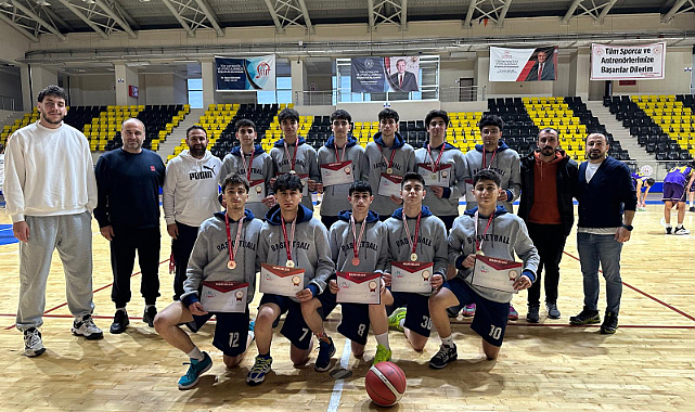 Bingöl 60. Yıl MTAL, Siirt’te Namağlup Şampiyon Oldu